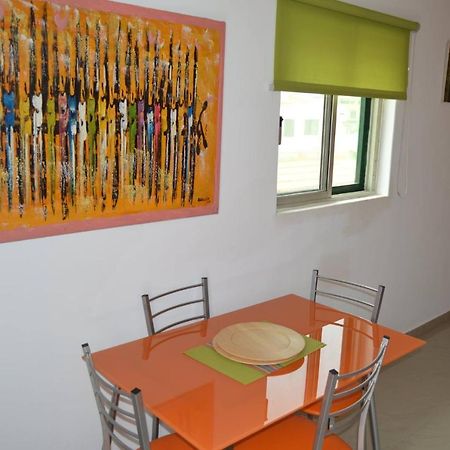 Apartamento T1 Mobiliado Com Wi-Fi Praia Luaran gambar