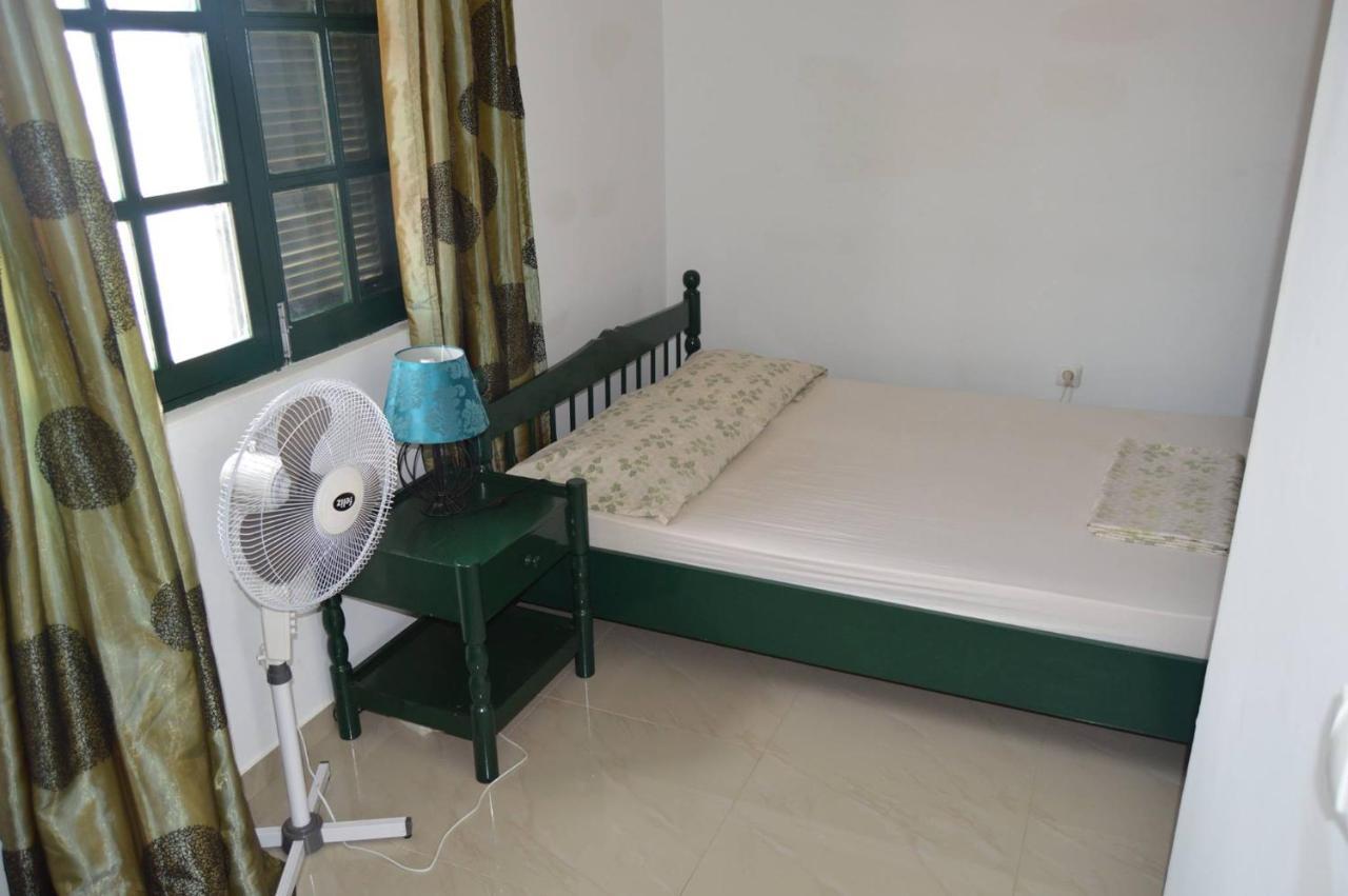 Apartamento T1 Mobiliado Com Wi-Fi Praia Luaran gambar